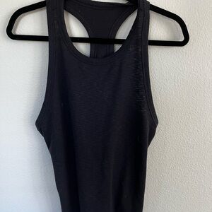 Vuori Sunrise High Neck Tank in Black, Size Large